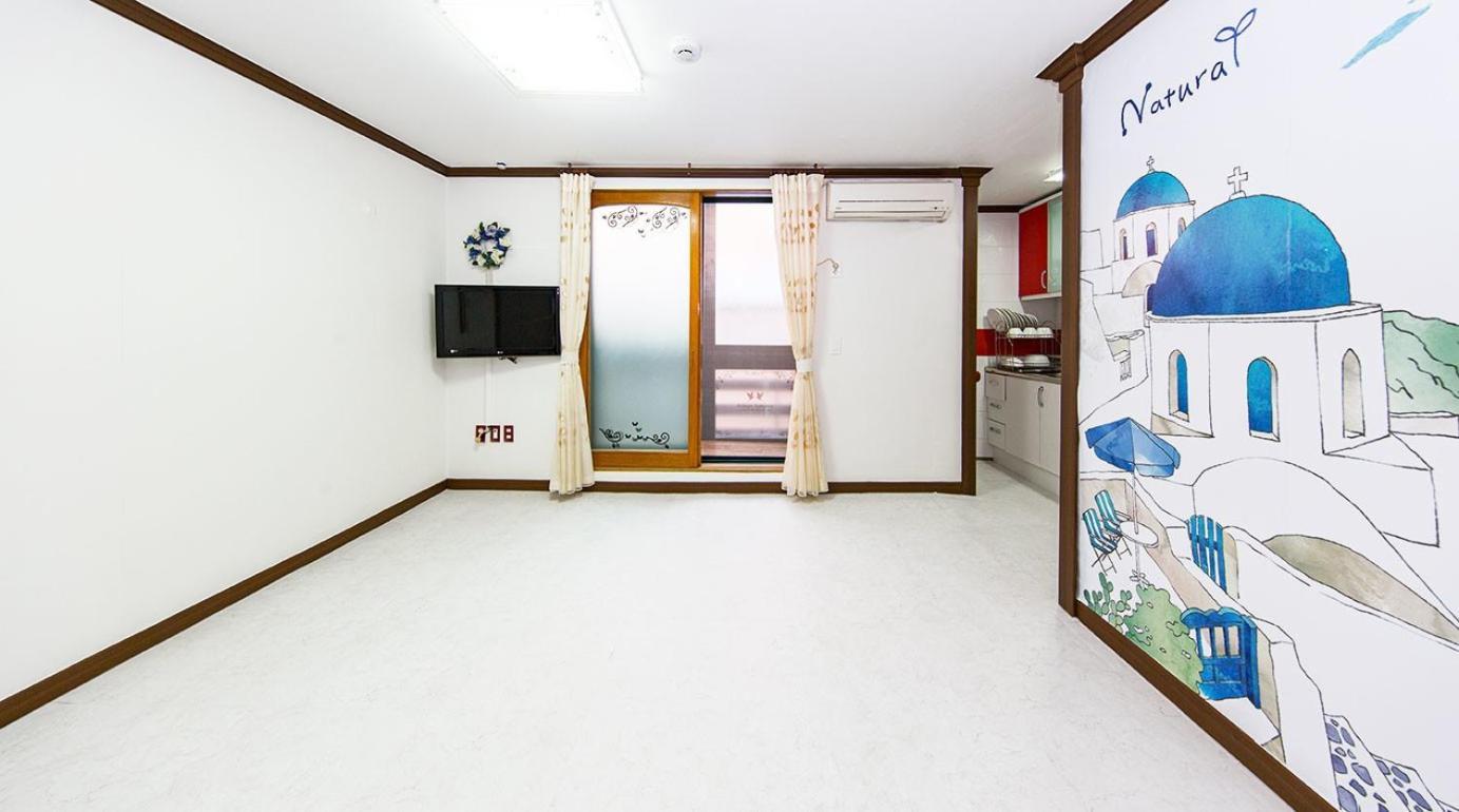 Daecheon Jeulgeoun Pension Boryeong Room photo