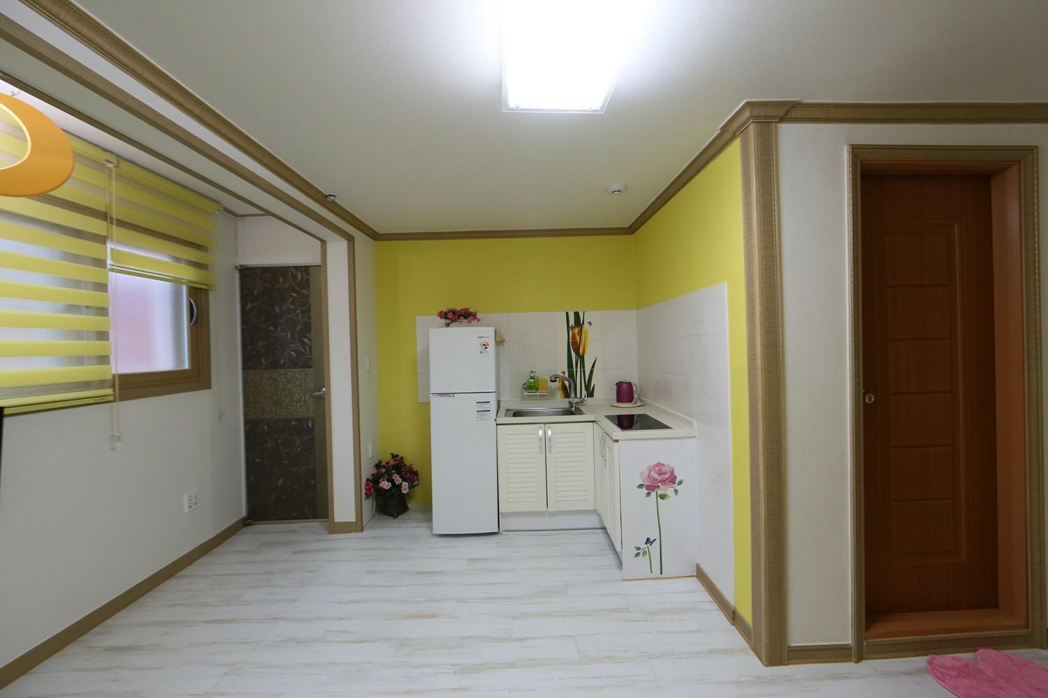 Daecheon Jeulgeoun Pension Boryeong Room photo