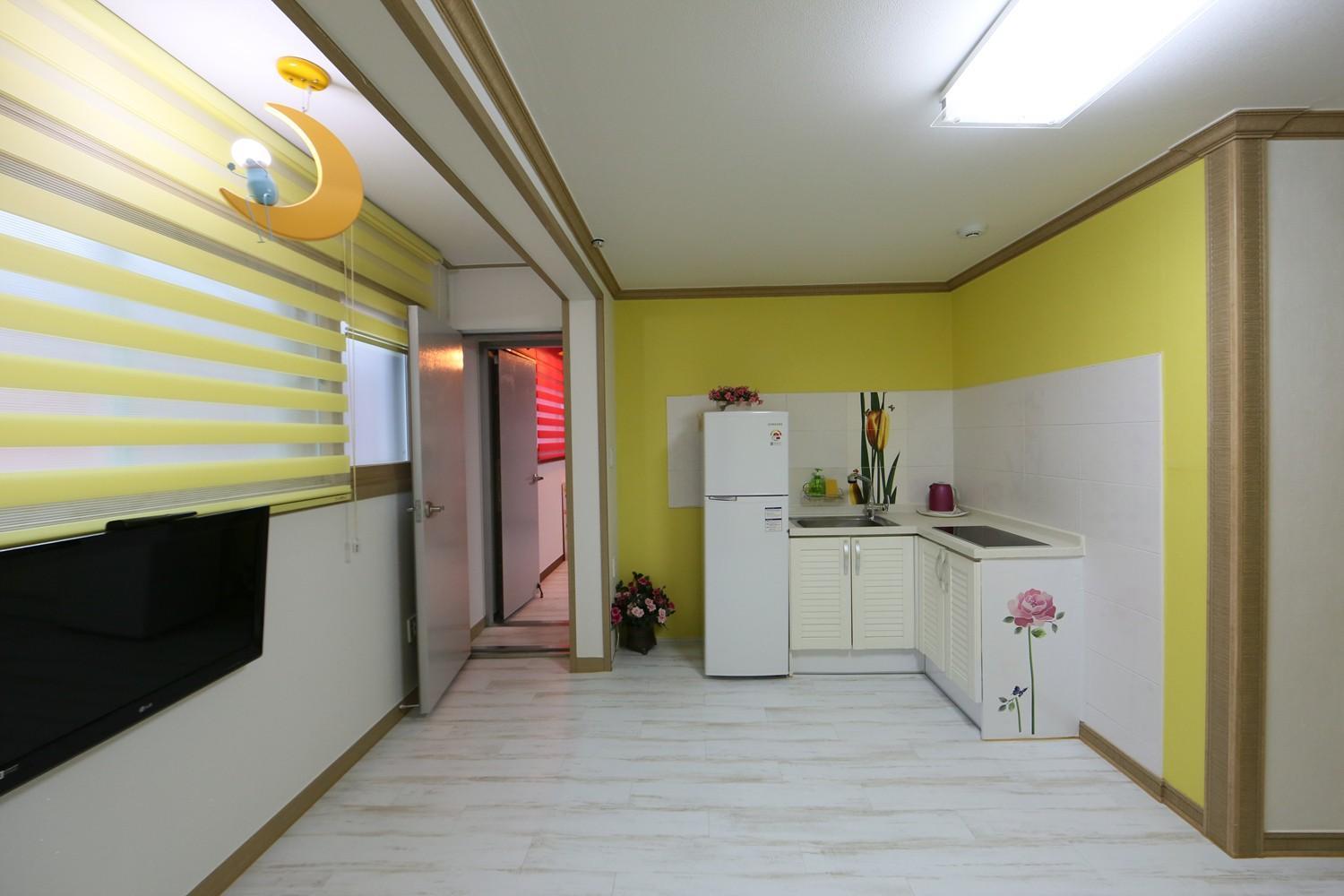 Daecheon Jeulgeoun Pension Boryeong Room photo