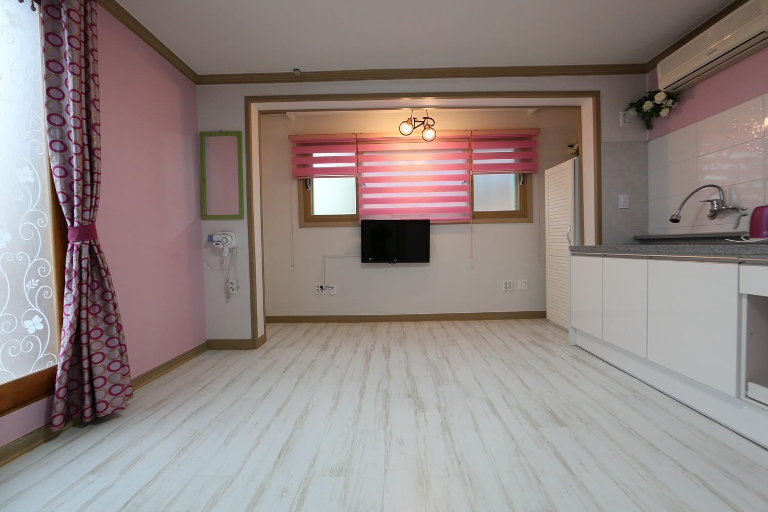 Daecheon Jeulgeoun Pension Boryeong Room photo